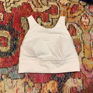Lululemon crop top/ sports bra size 6